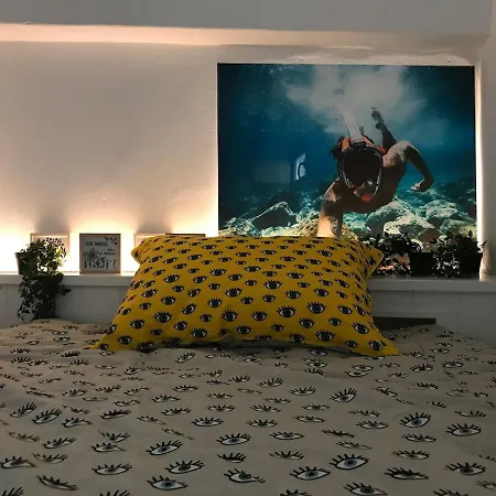 Pied-a-terre Naousa, Paros Apartment *