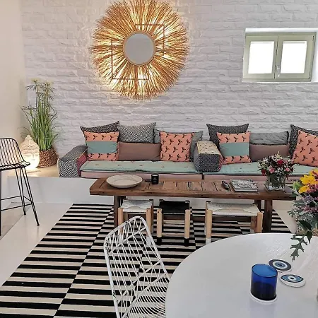 Pied-a-terre Naousa, Paros 公寓 *
