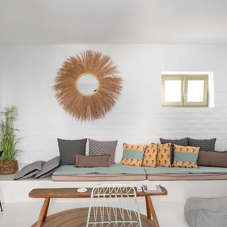 公寓 Pied-a-terre Naousa, Paros